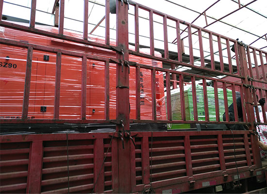 雄安混凝土液壓濕噴機(jī)、空壓機(jī)發(fā)貨現(xiàn)場(chǎng)